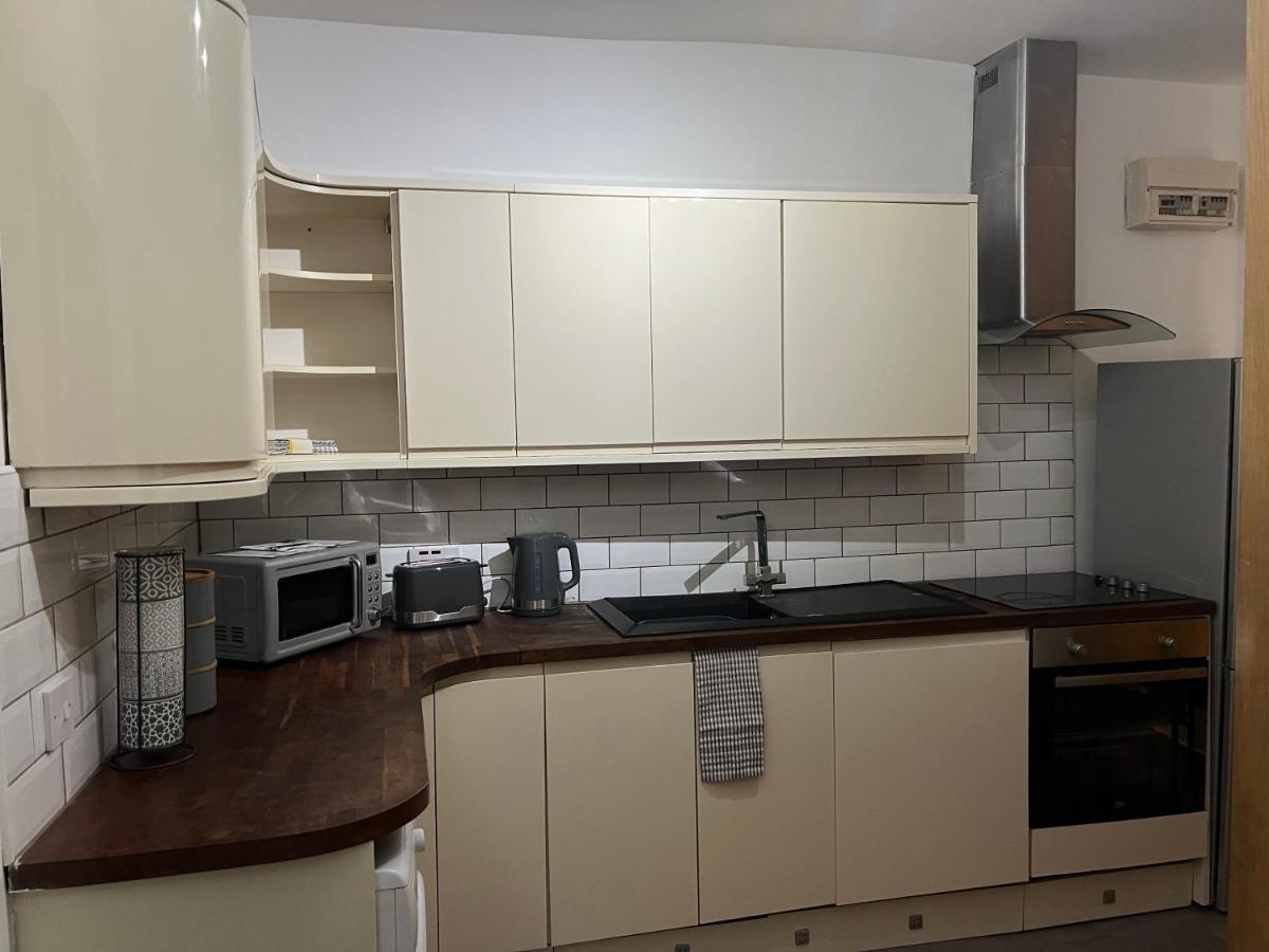 Апартаменты Ground Floor Two Bed Cairo Street Уоррингтон Экстерьер фото